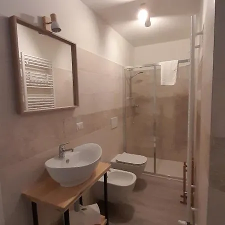 Ca' Del Vino Rooms- Gasthuis Varzo