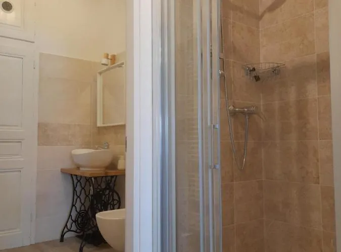 Ca' Del Vino Rooms- 3*